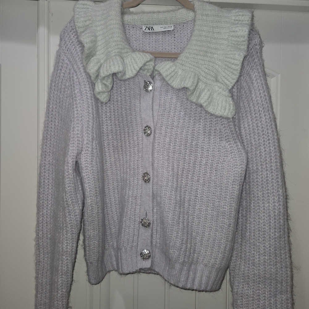 Zara Lavender  Bib Collar Sweater with decor buttons Size XL. EUC - Picture 9 of 11
